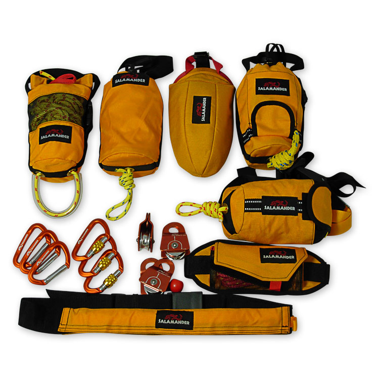 Rescue throw bags tow lines